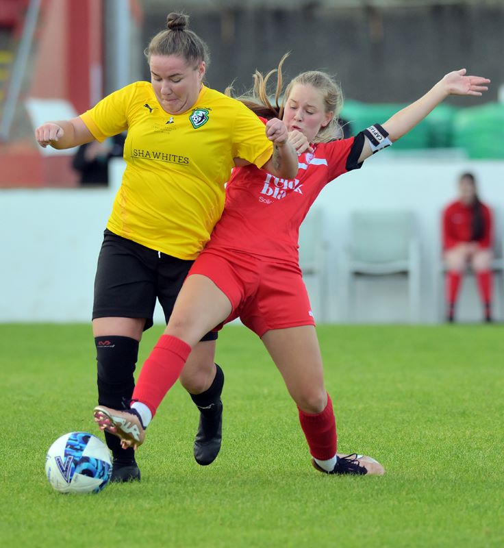 NIWFA 2023 Championship Ballyclare Comrades v St James Swift