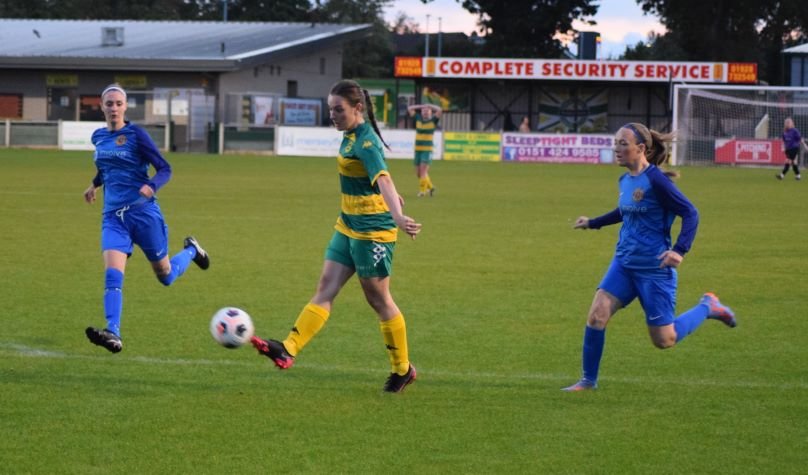 Runcorn Linnets beat Mossley Hill 5-1