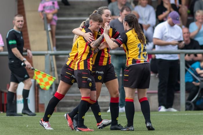 Partick Thistle celebrate the only goal of game against Motherwell.