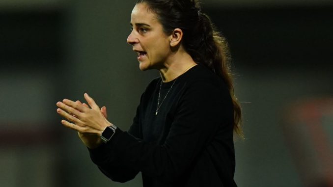 Arsenal coach Renee Slegers on mid-match TV interviews