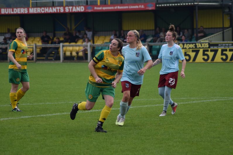 Runcorn Linnets edged Ellesmere Port Town 4-3.