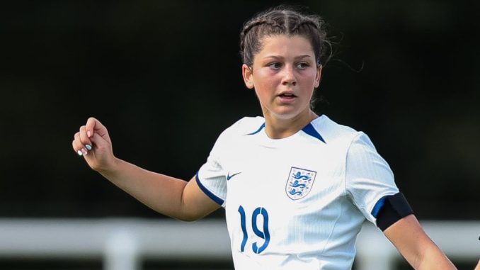 Maddy Earl scored the winner for England Women U19s