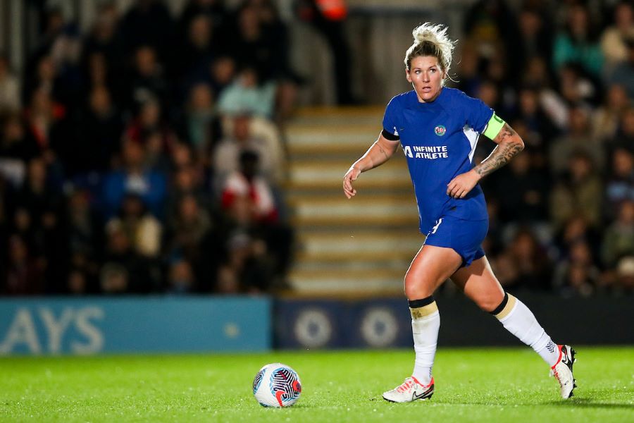 Millie Bright marhed her 250th game for Chelsea with the opening goal.