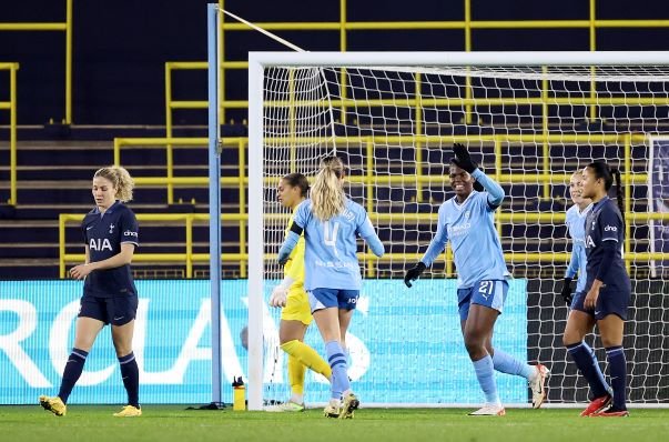 Manchester City v Tottenham Hotspur - Barclays Women´s Super League