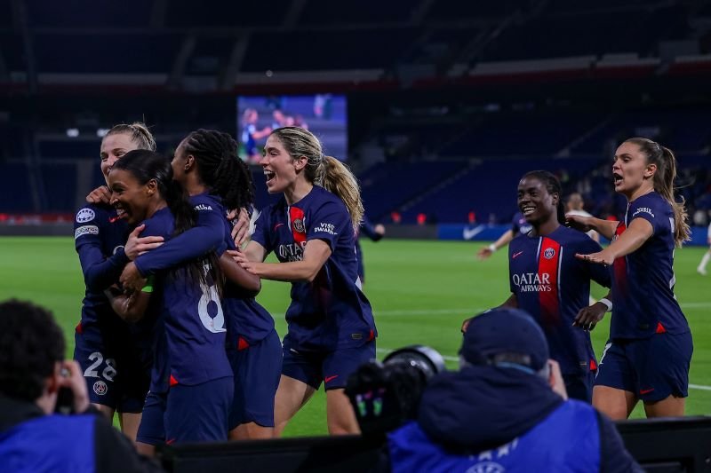 Paris Saint- Germain v AS Roma - UEFA Women’s Champions League - Parc des Princes