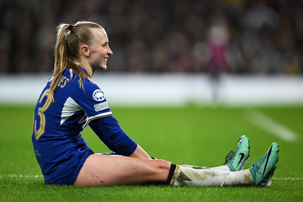 Chelsea's Aggie Beever-Jones gets England call-up