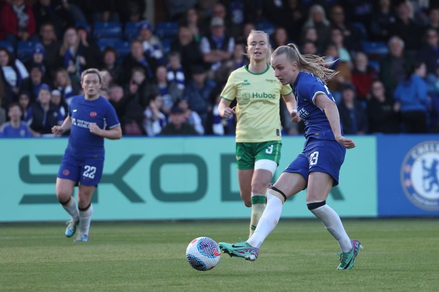 Chelsea Women win big after Arsenal’s late double defeats Man City ...