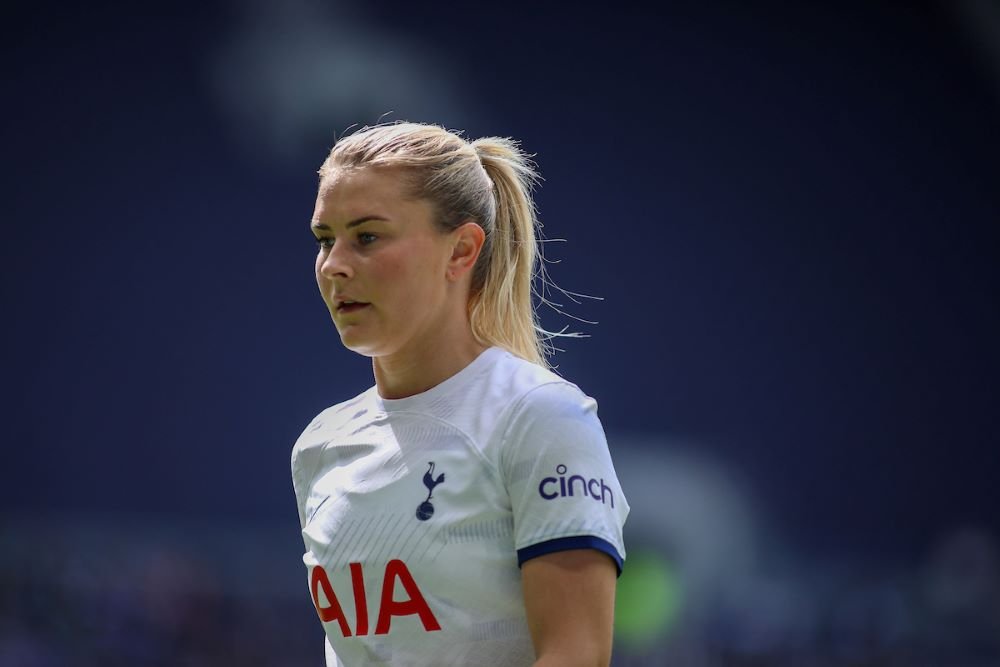 Tottenham Hotspur's Amanda Nilden completes permanent transfer