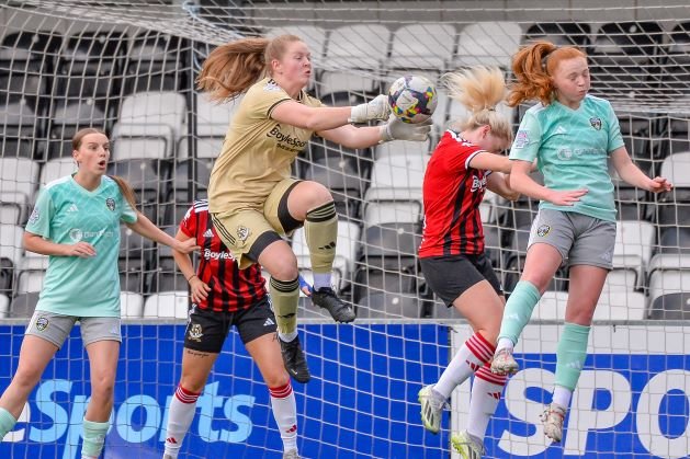 Crusaders Strikers v Lisburn Rangers - Sports Direct Womens Premiership