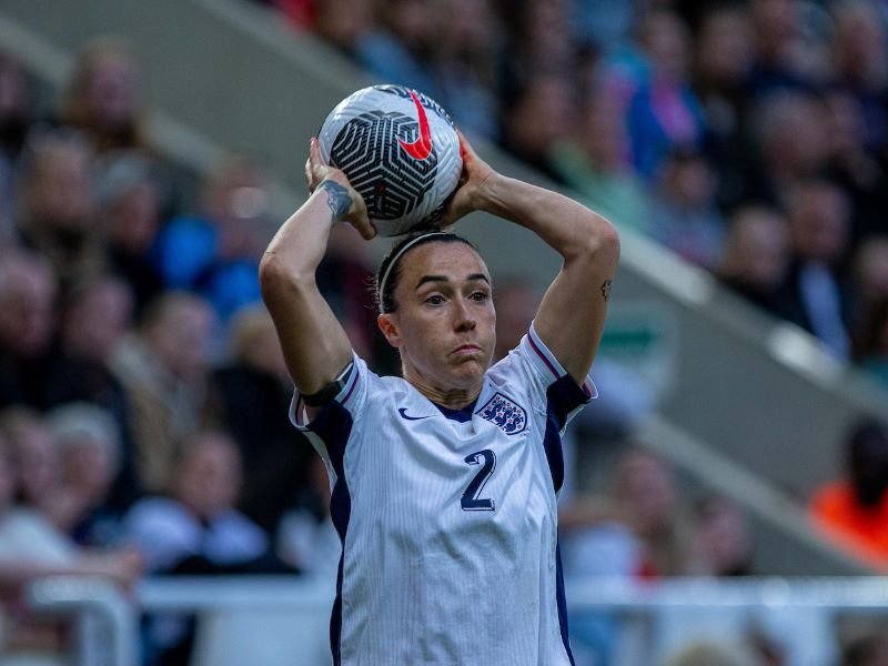 Lucy Bronze