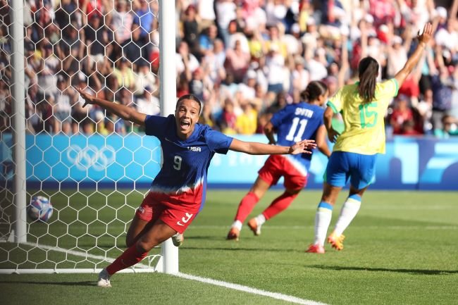 Brazil v United States Gold Medal Match Women's Football - Olympic Games Paris 2024