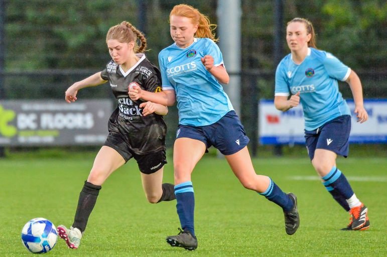 Greenisland v Ballyclare, NIWFA Division 1 