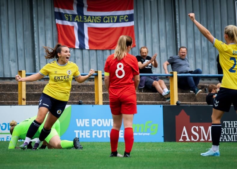 St Albans City v Watford Ladies, Eastern Regional League