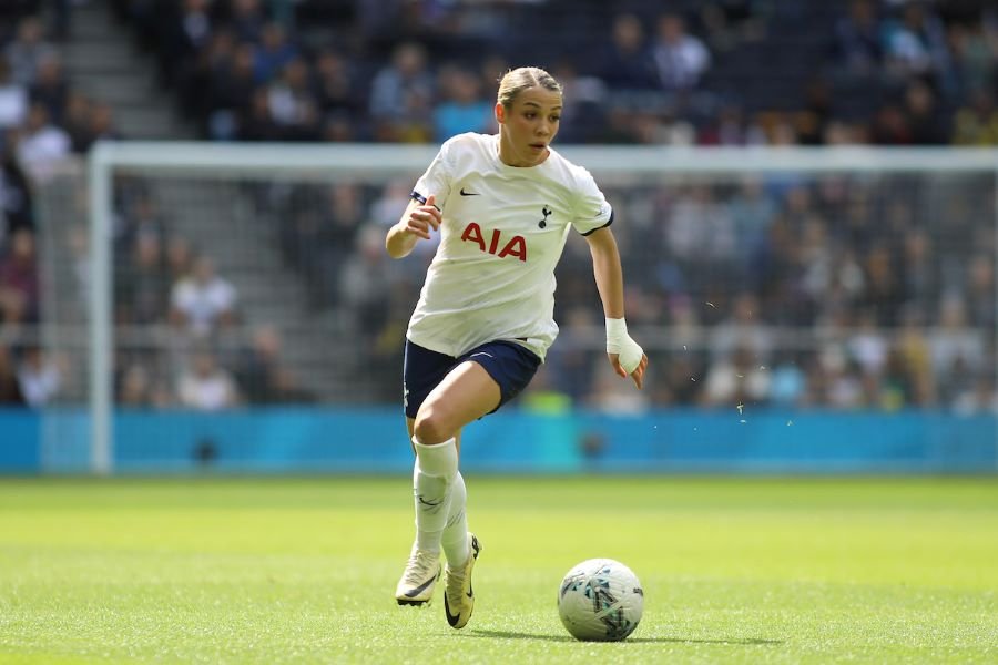 Manchester United Women sign Celin Bizet Ildhusøy