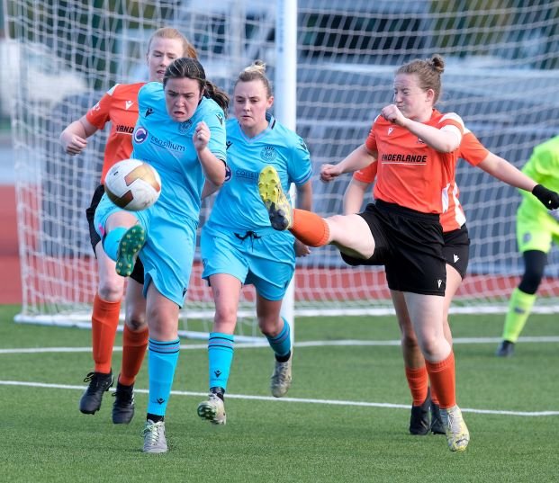 Barclays SWF League 1, Edinburgh Caledonia v St Mirren at Meadowbank Stadium, Edinburgh, Scotland on 15 September 2024: