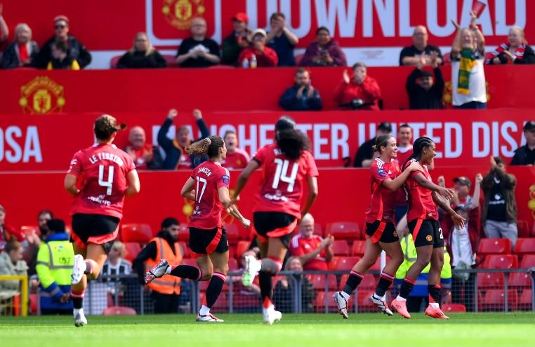 Manchester United v West Ham United - Barclays Women's Super League