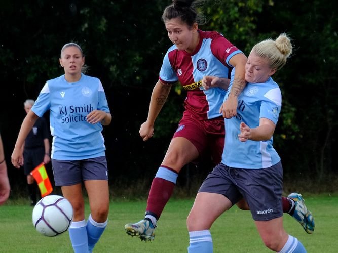 Woodley United v Badshot Lea, Southern Regional League