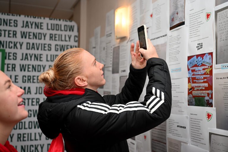 Wales' Creative Children Back Cymru’s Historic Women’s EURO Play-Off Journey with 400+ Poems