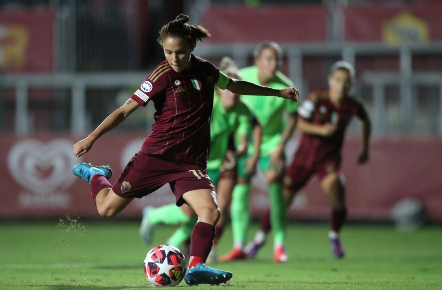 AS Roma v VfL Wolfsburg - UEFA Women's Champions League 2024-25 Group Stage MD1