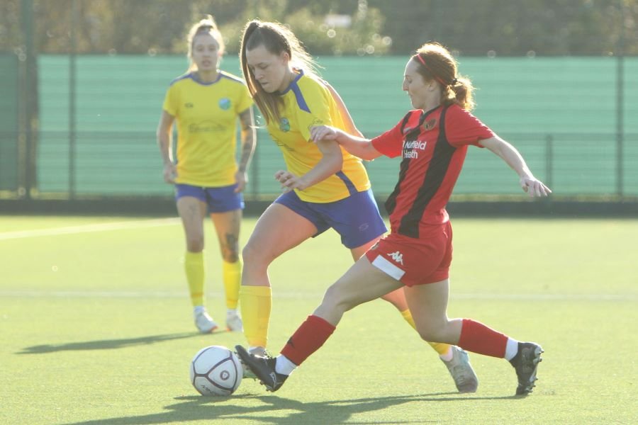 Winchester City Flyers v Ascot United, Southern league