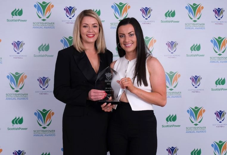 Amy Gallacher picking up her SWPL1 Player of the Year from MG Alba Commissioning editor Fiona Mackenzie