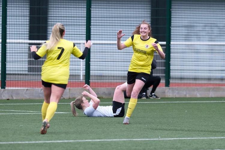 Airdrie v Bonnyrigg Rose - Barclays SWF League One at Airdrie Leisure Centre