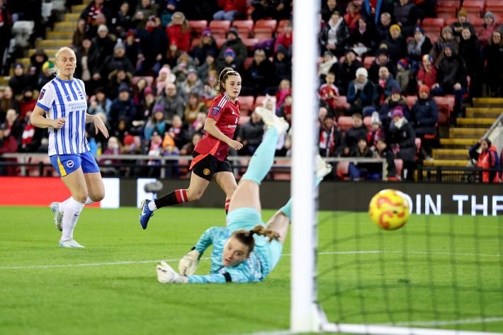 Manchester United FC v Brighton & Hove Albion FC - Barclays Women's Super League