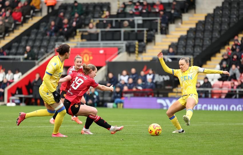 Manchester United FC v Crystal Palace - Barclays Women's Super League