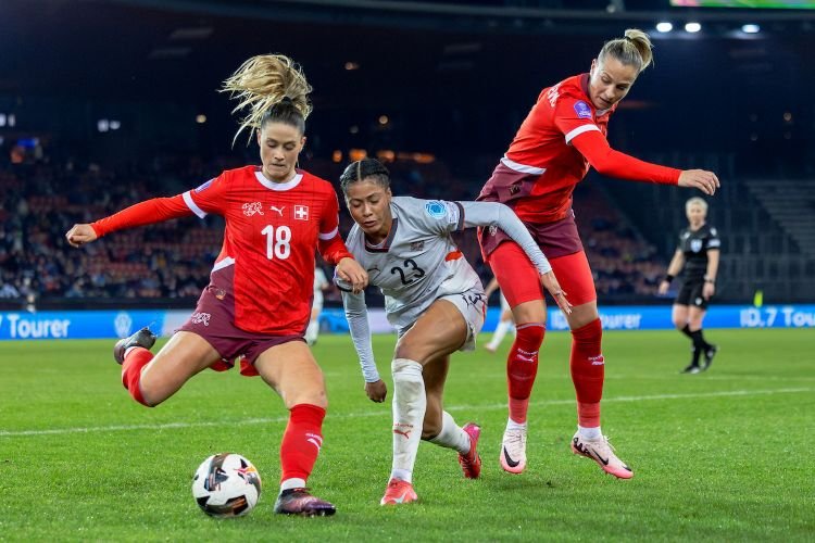 UEFA Women's Nations League – Switzerland v Iceland – Letzigrund