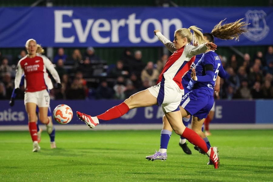 Everton FC v Arsenal FC - Barclays Women's Super League