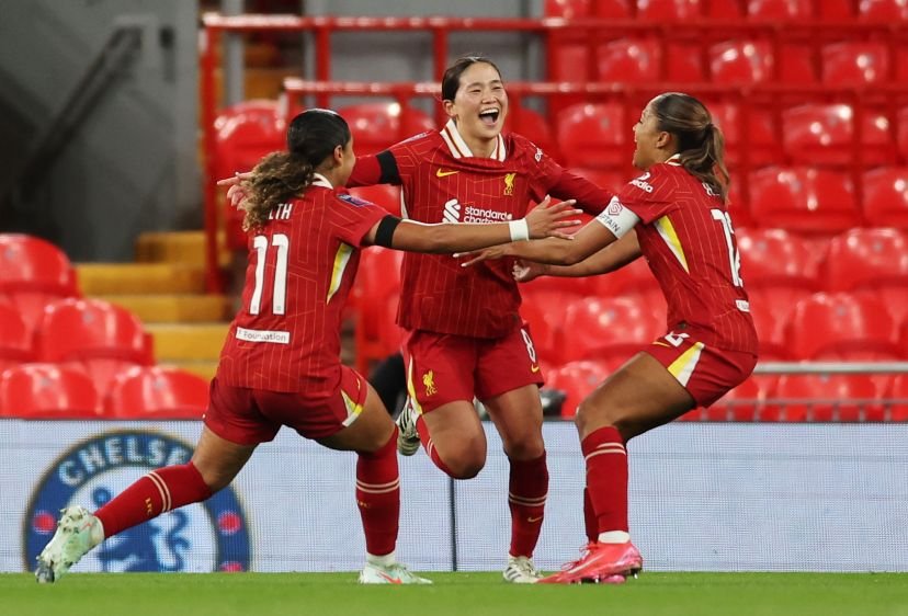 Liverpool FC v Manchester United FC - Barclays Women's Super League