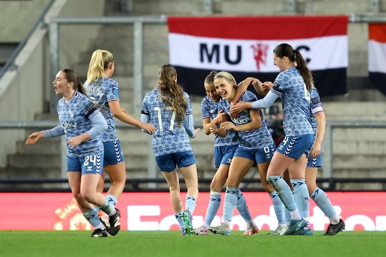 Manchester United v Sunderland - Adobe Women's FA Cup Quarter Final