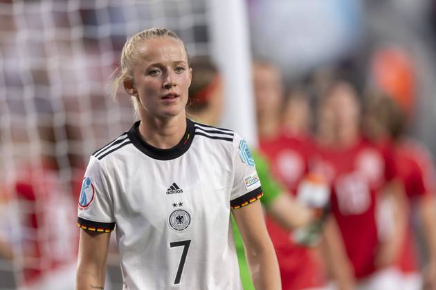 Lea Schuller Bayern Munich Manchester United