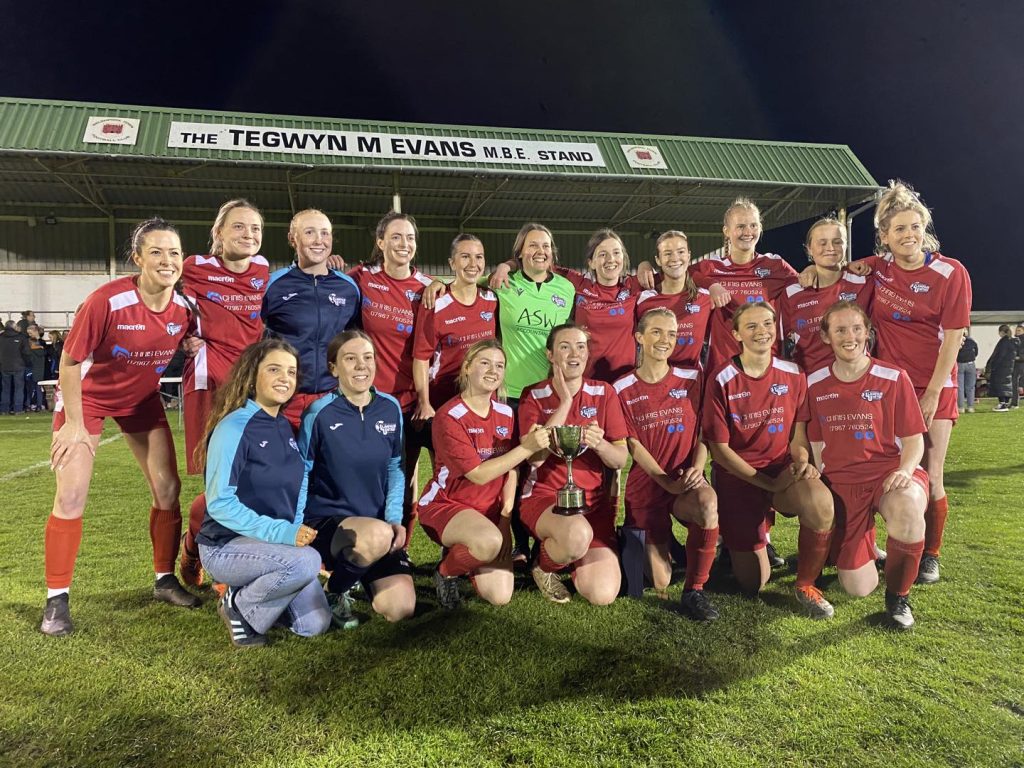 Llanfair United