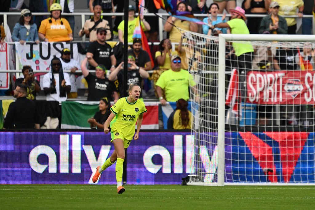 Esme Morgan Washington Spirit