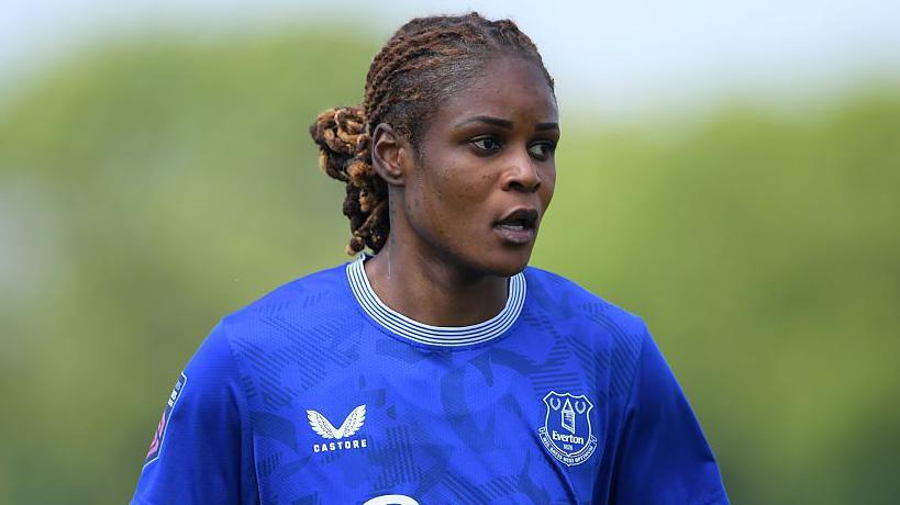 Everton WSL midseason report. Kelly Gago