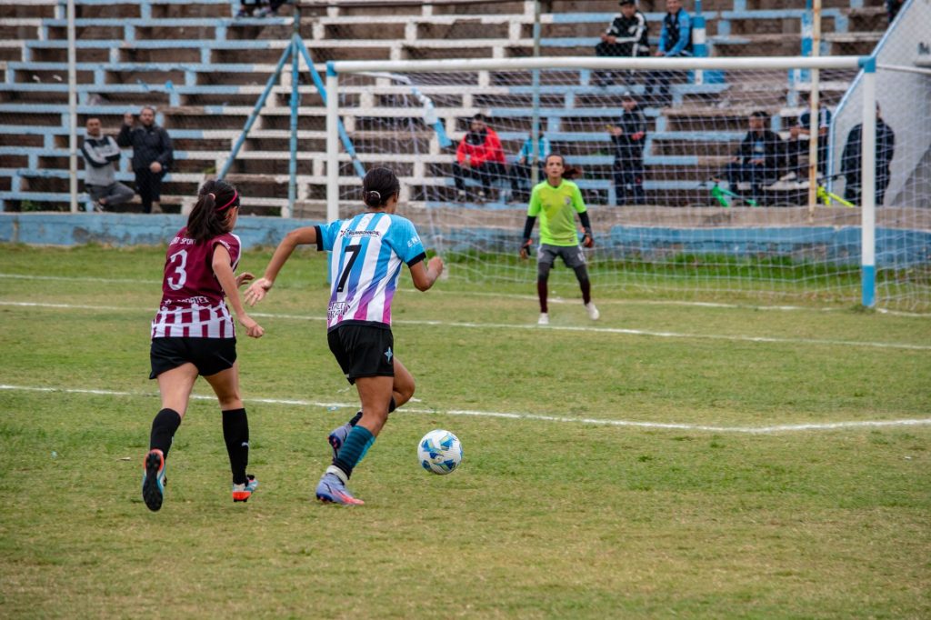 Davis earns Boston Legacy 2-1 NWSL win over struggling Racing Louisville