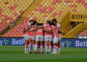 London City Lionesses thrash Tottenham 6-1 as Putellas scores twice before WSL break
